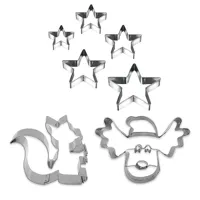set de 7 emporte pièces en inox : écureuil, renne et étoiles